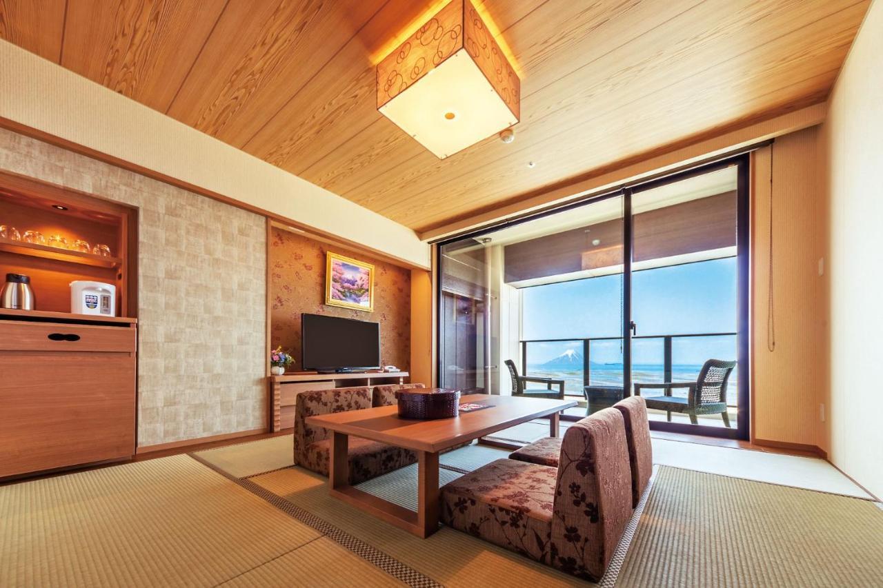 Ryugujo Spa Hotel Mikazuki Fujimitei Kisarazu Exterior photo