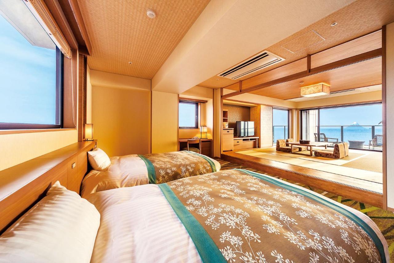 Ryugujo Spa Hotel Mikazuki Fujimitei Kisarazu Exterior photo